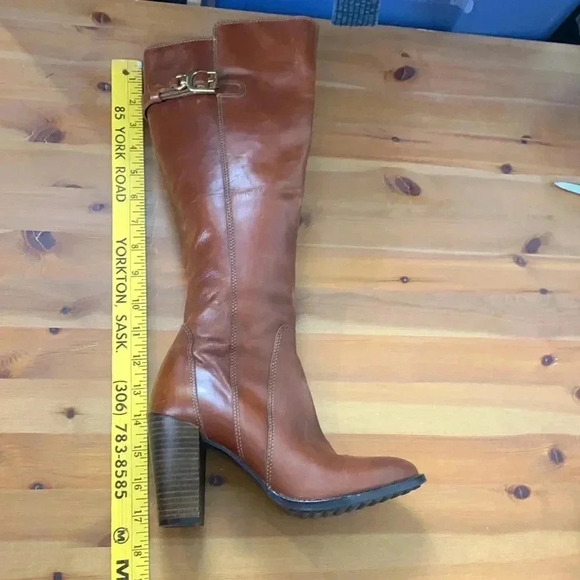 Vintage Collection Mulle High Leather Brown Dress Boots, 3 1/2” heel - Picture 10 of 15